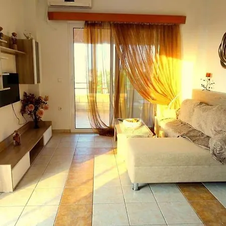 Cozy In Paradisi Apartment *